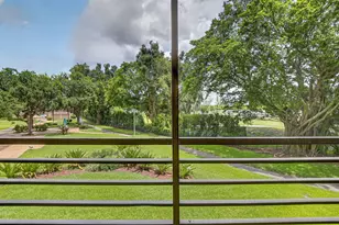 1100 St Charles Pl, Pembroke Pines, FL 33026 - Photo 23