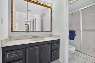 1100 St Charles Pl, Pembroke Pines, FL 33026 - Photo 15