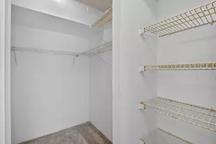 1100 St Charles Pl, Pembroke Pines, FL 33026 - Photo 17