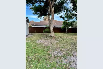 749 SW McCracken Avenue, Port Saint Lucie, FL 34953 - Photo 15
