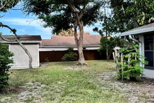 749 SW McCracken Ave, Port Saint Lucie, FL 34953 - Photo 15