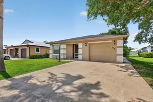 173 Mediterranean Blvd N, Port Saint Lucie, FL 34952 - Photo 3