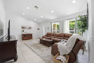 21293 Purple Sage Ln, Boca Raton, FL 33428 - Photo 5