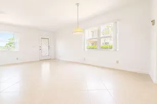 359 Capri H, Delray Beach, FL 33484 - Photo 5