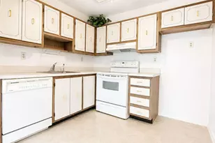359 Capri H, Delray Beach, FL 33484 - Photo 3
