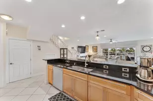 1351 SE 3rd Ave, Pompano Beach, FL 33060 - Photo 17