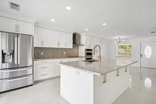 3460 Commodore Ct, West Palm Beach, FL 33411 - Photo 9