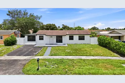 1060 SW 5th Terrace, Deerfield Beach, FL 33441 - Photo 1