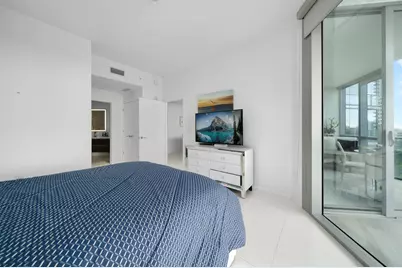 851 NE 1st Avenue #2410, Miami, FL 33132 - Photo 9