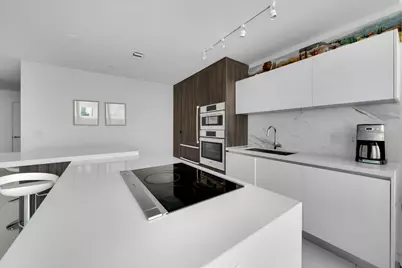 851 NE 1st Avenue #2410, Miami, FL 33132 - Photo 15