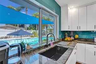201 SE 11th St, Pompano Beach, FL 33060 - Photo 11