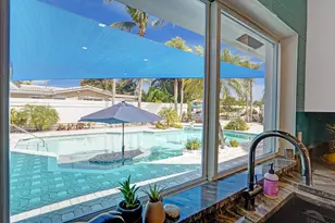 201 SE 11th St, Pompano Beach, FL 33060 - Photo 13