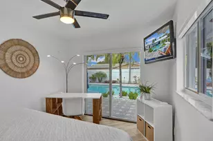 201 SE 11th St, Pompano Beach, FL 33060 - Photo 43