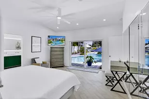 201 SE 11th St, Pompano Beach, FL 33060 - Photo 29