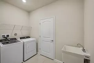 14172 SW Incarnadine Ln, Port Saint Lucie, FL 34987 - Photo 15