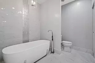 201 NE 4th St, Boca Raton, FL 33432 - Photo 27
