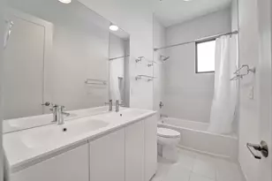 5939 Brookfield Cir W, Hollywood, FL 33312 - Photo 17
