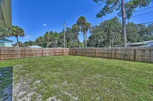 5204 Deanna Ln, Fort Pierce, FL 34946 - Photo 11