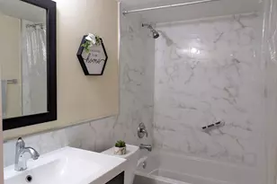 400 Club Cir, Boca Raton, FL 33487 - Photo 5