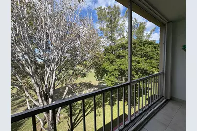 1055 Country Club Drive #404, Margate, FL 33063 - Photo 3