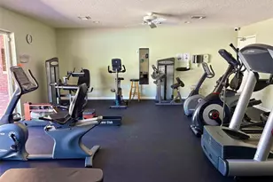 1055 Country Club Dr, Margate, FL 33063 - Photo 45