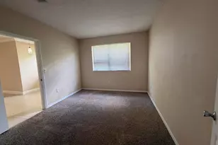 11601 SW 2nd St, Pembroke Pines, FL 33025 - Photo 15