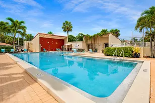 2601 Boundbrook Blvd, Palm Springs, FL 33406 - Photo 31