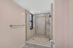 4000 N Ocean Dr, Singer Island, FL 33404 - Photo 37
