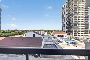 4000 N Ocean Dr, Singer Island, FL 33404 - Photo 45