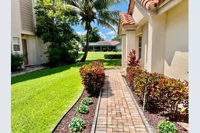 10840 Cypress Glen Drive, Coral Springs, FL 33071 - Photo 3