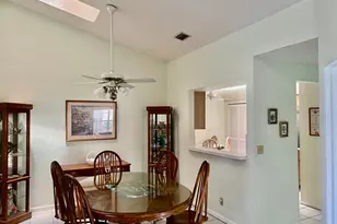 10840 Cypress Glen Dr, Coral Springs, FL 33071 - Photo 11