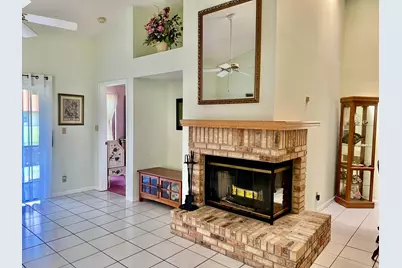 10840 Cypress Glen Drive, Coral Springs, FL 33071 - Photo 7