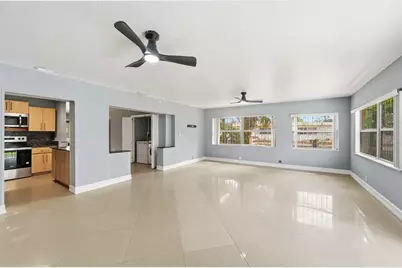 740 E Evanston Circle, Fort Lauderdale, FL 33312 - Photo 3