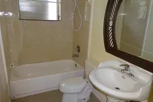 740 E Evanston Circle E, Fort Lauderdale, FL 33312 - Photo 3