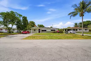 740 E Evanston Circle E, Fort Lauderdale, FL 33312 - Photo 7