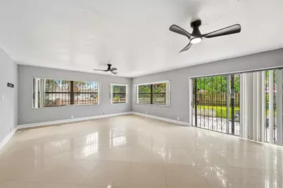 740 E Evanston Circle E, Fort Lauderdale, FL 33312 - Photo 19