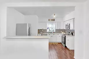 784 NE 81st St, Miami, FL 33138 - Photo 9