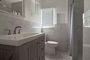 784 NE 81st St, Miami, FL 33138 - Photo 7