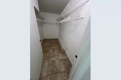 3650 N 56th Avenue #504, Hollywood, FL 33021 - Photo 11