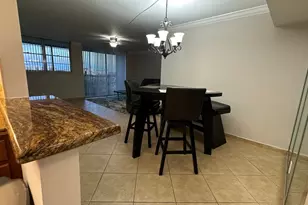 3300 W Rolling Hills Cir, Davie, FL 33328 - Photo 3