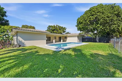 1430 NW 73rd Avenue NW, Plantation, FL 33313 - Photo 49