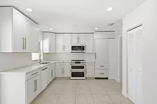 1430 NW 73rd Ave NW, Plantation, FL 33313 - Photo 19