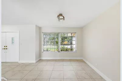 1430 NW 73rd Avenue NW, Plantation, FL 33313 - Photo 9