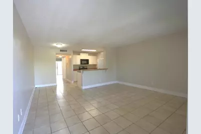1523 Meadows Circle W, Boynton Beach, FL 33436 - Photo 3
