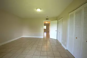 1523 Meadows Cir W, Boynton Beach, FL 33436 - Photo 9