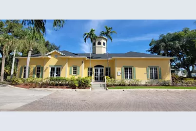 1523 Meadows Circle W, Boynton Beach, FL 33436 - Photo 19