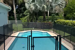 127 Palm Beach Plantation Blvd, West Palm Beach, FL 33411 - Photo 9