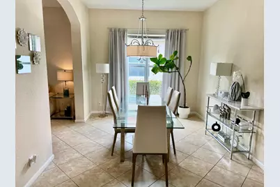 127 Palm Beach Plantation Boulevard, West Palm Beach, FL 33411 - Photo 11