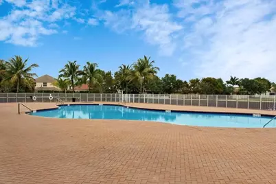 127 Palm Beach Plantation Boulevard, West Palm Beach, FL 33411 - Photo 33