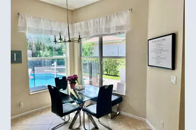 127 Palm Beach Plantation Boulevard, West Palm Beach, FL 33411 - Photo 3